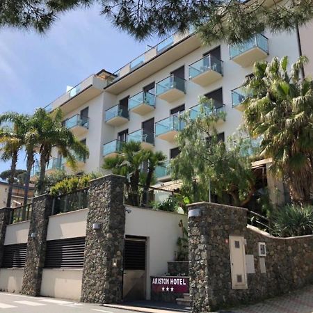 Hotel Ariston & Apartments Varazze Exterior photo